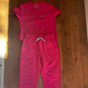 Shocking Pink Limited Edition Figs Set- Catarina Top and Zamora Joggers- Medium